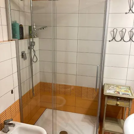 Casa Giulia Di Barolo *